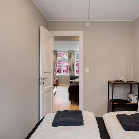 Apartman Newly Renovated 1 Bedroom In Heart Of *