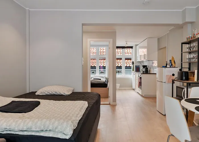 Newly Renovated 1 Bedroom In Heart Of