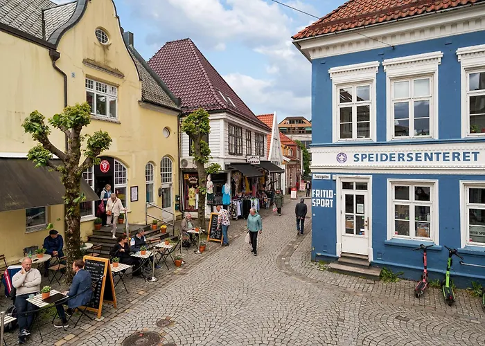 Newly Renovated 1 Bedroom In Heart Of Appartamento