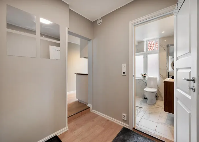 Newly Renovated 1 Bedroom In Heart Of * Bergen