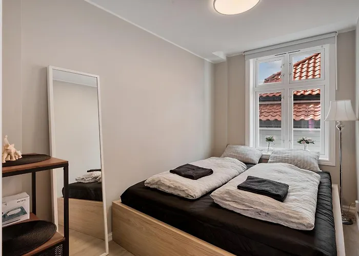 Newly Renovated 1 Bedroom In Heart Of 아파트 *